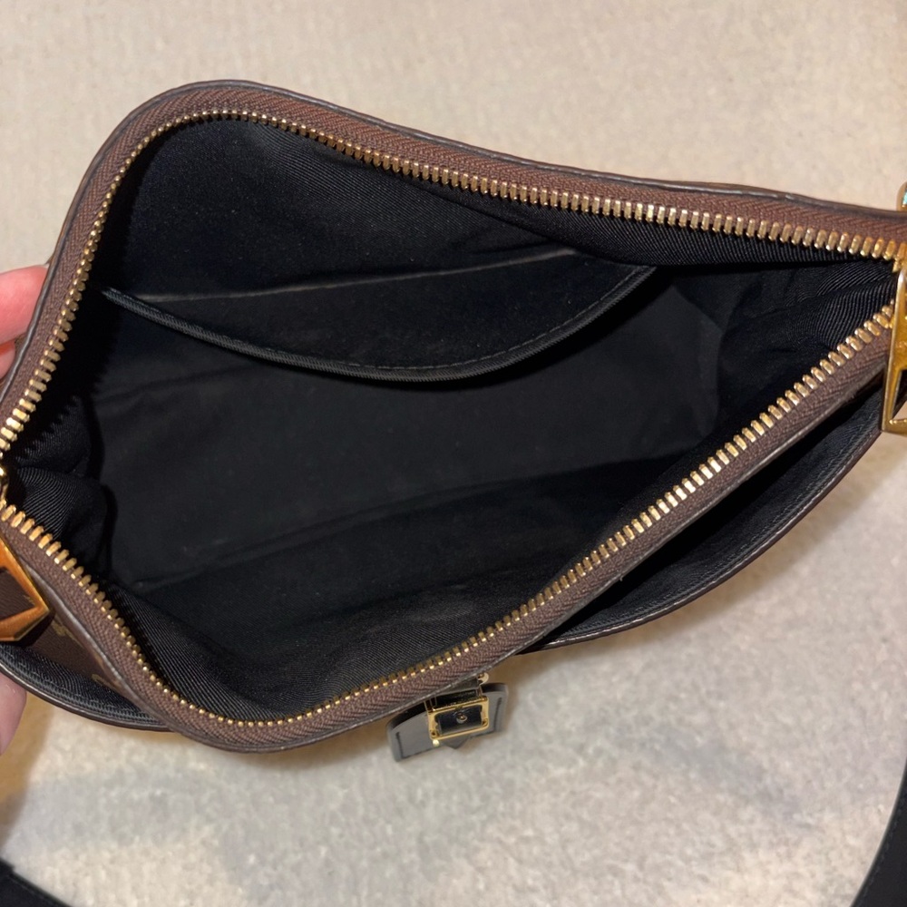 Louis Vuitton Odéon MM Bag - Picture 11 of 11